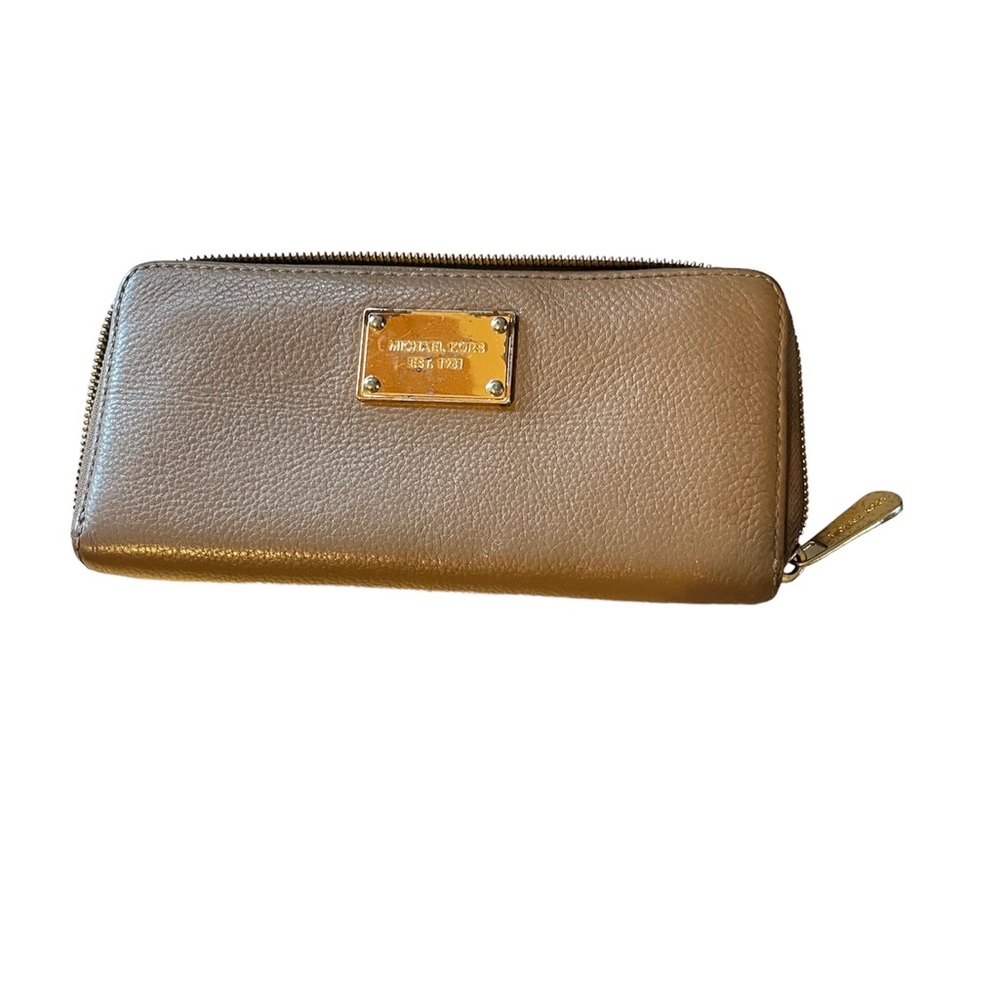 Michael Kors Jet Set Wallet
